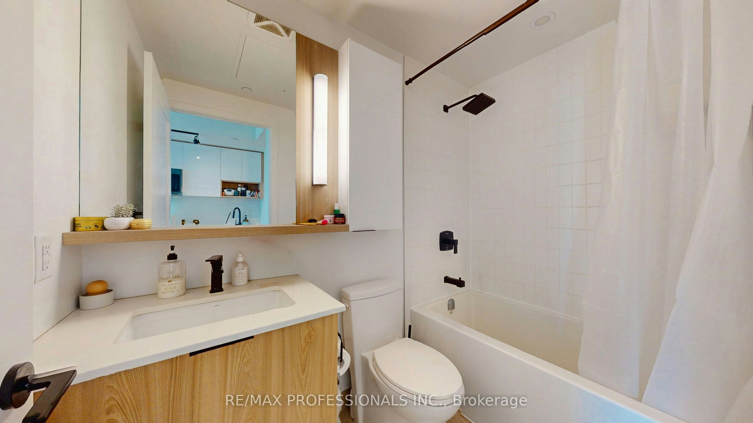 3311-5 Defries Street, Toronto, ON, M5A 0W7 - 12