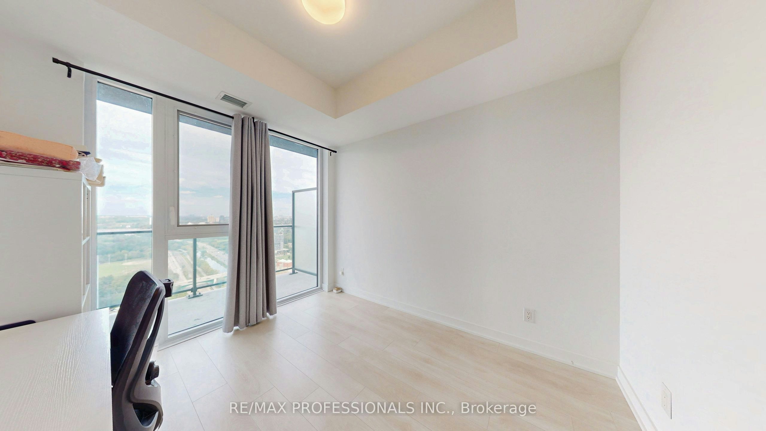 3311-5 Defries Street, Toronto, ON, M5A 0W7 - 14