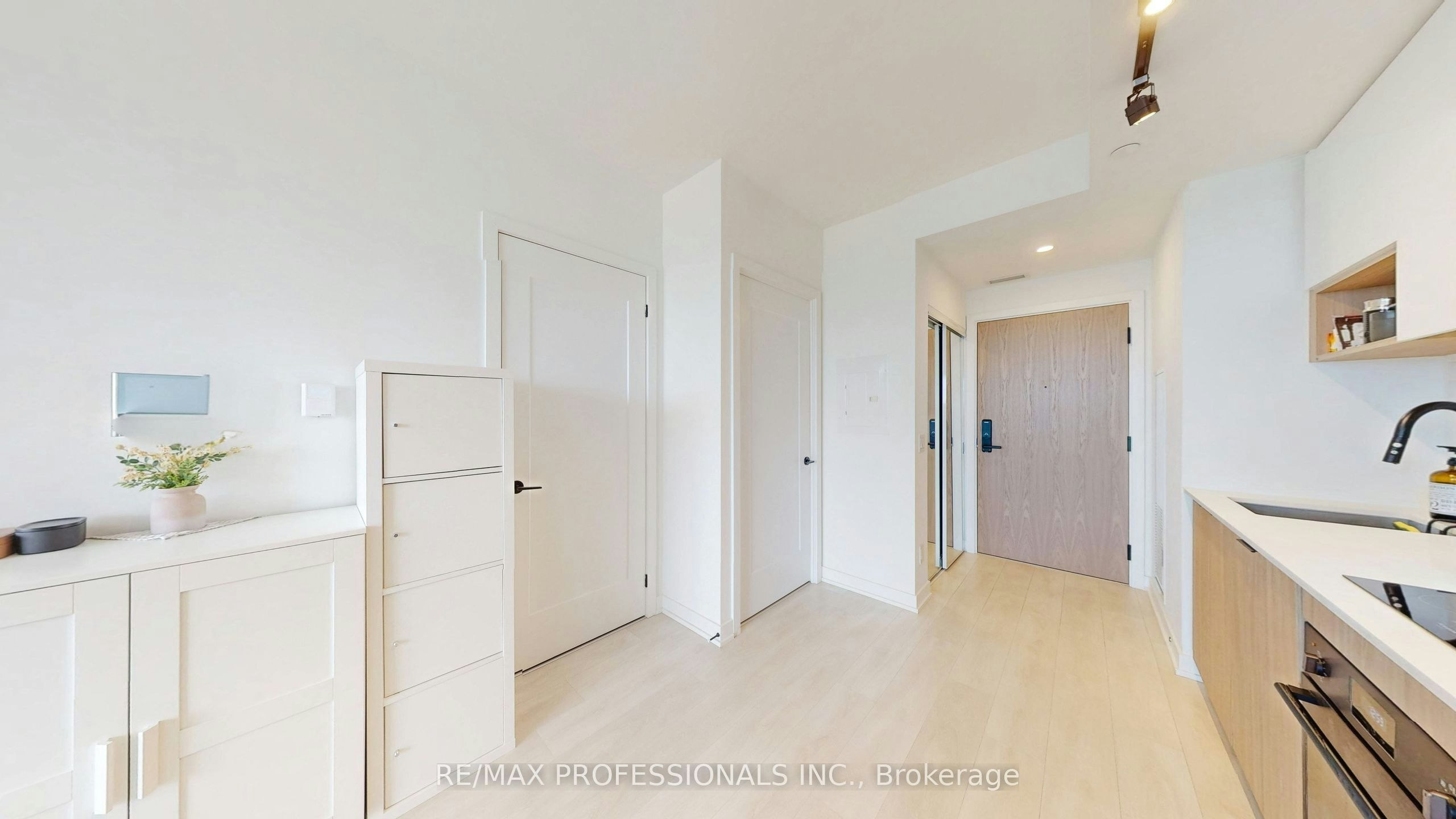 3311-5 Defries Street, Toronto, ON, M5A 0W7 - 13