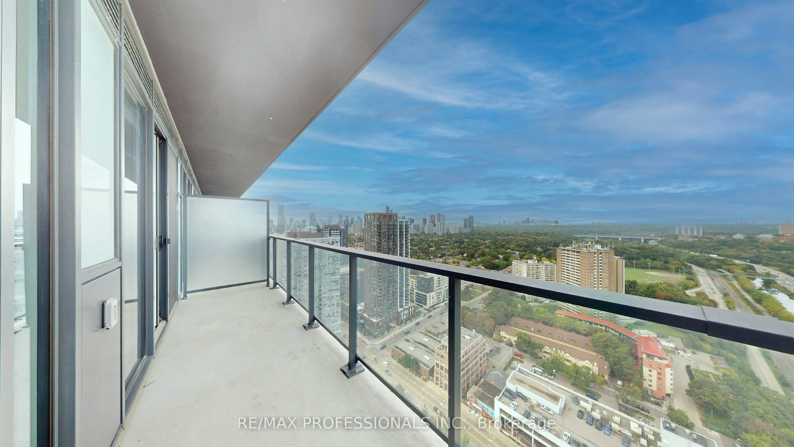 3311-5 Defries Street, Toronto, ON, M5A 0W7 - 17