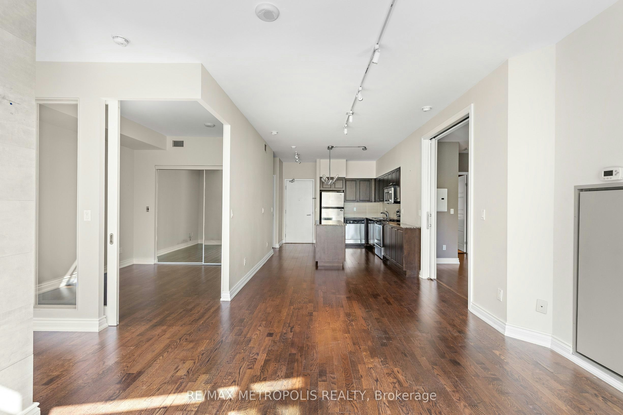 208-215 Fort York Boulevard, Toronto, ON, M5V 4A2 - 18