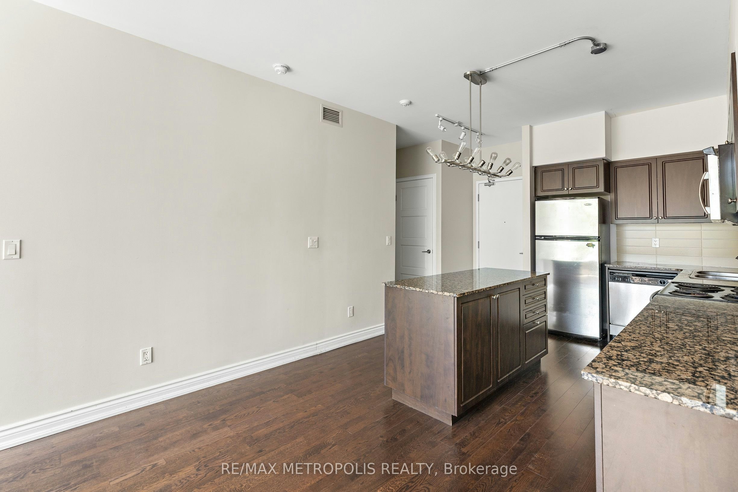 208-215 Fort York Boulevard, Toronto, ON, M5V 4A2 - 22