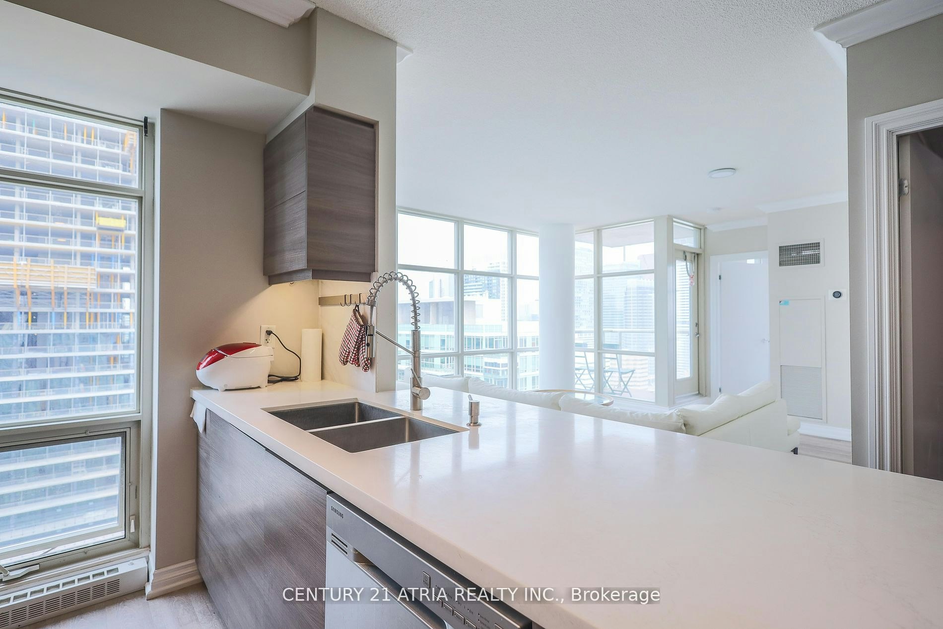 4006-10 Navy Wharf Court, Toronto, ON, M5V 3V2 - 13