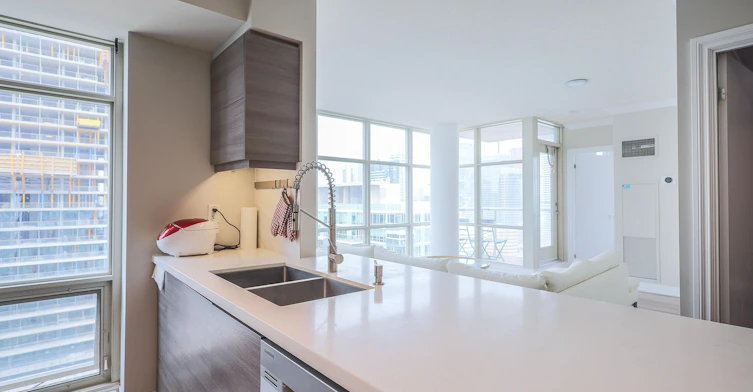 4006-10 Navy Wharf Court, Toronto, ON, M5V 3V2 - 13