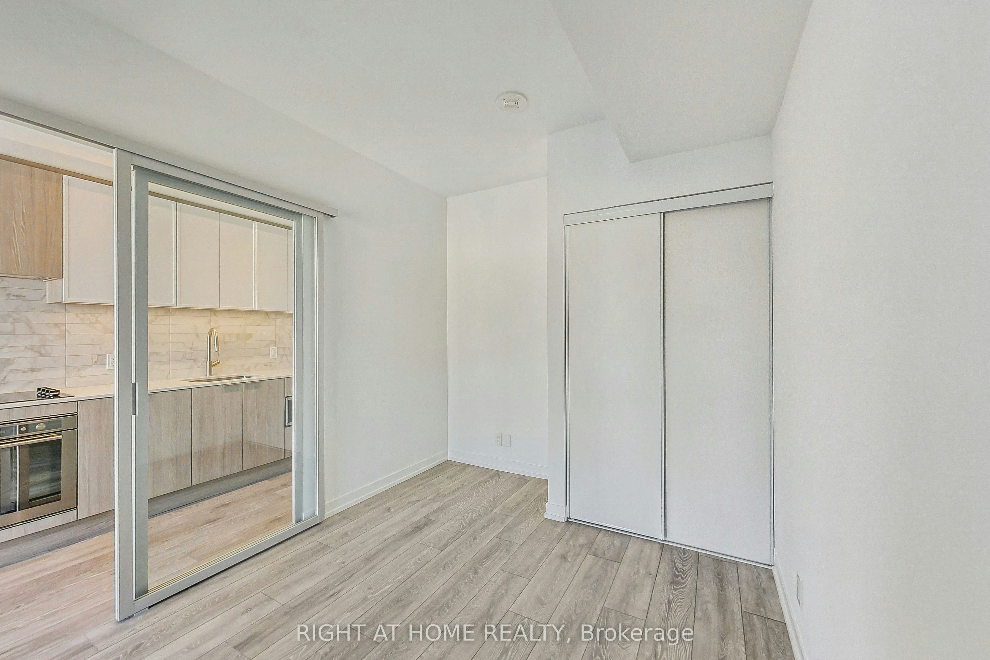 519-2020 Bathurst Street, Toronto, ON, M5P 0A6 - 10