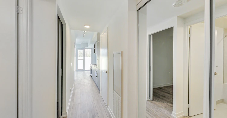 519-2020 Bathurst Street, Toronto, ON, M5P 0A6 - 2