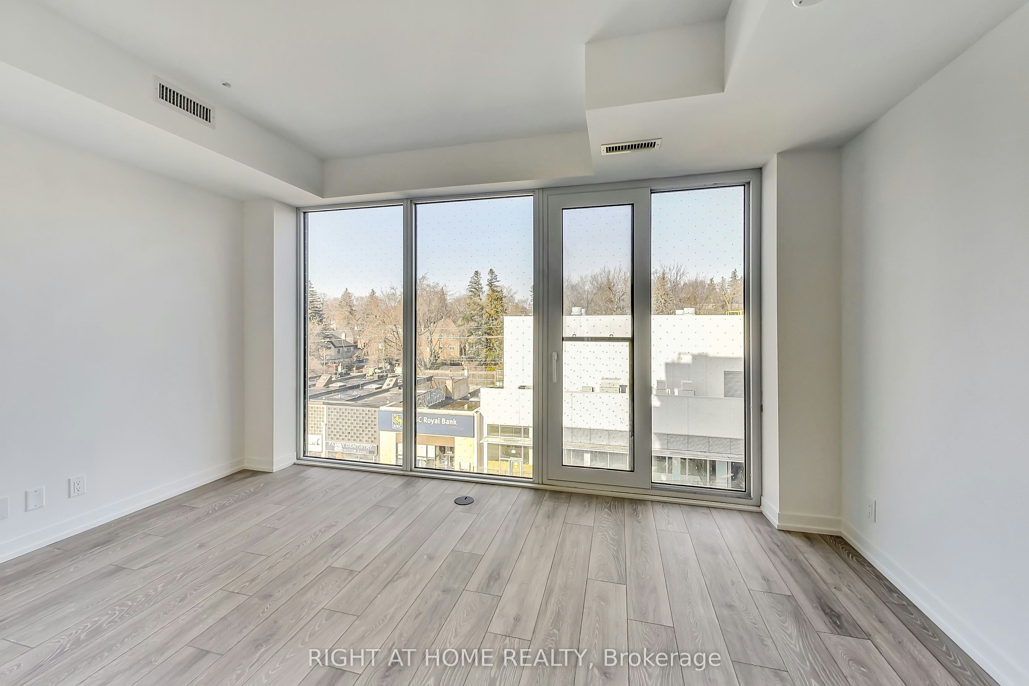 519-2020 Bathurst Street, Toronto, ON, M5P 0A6 - 3