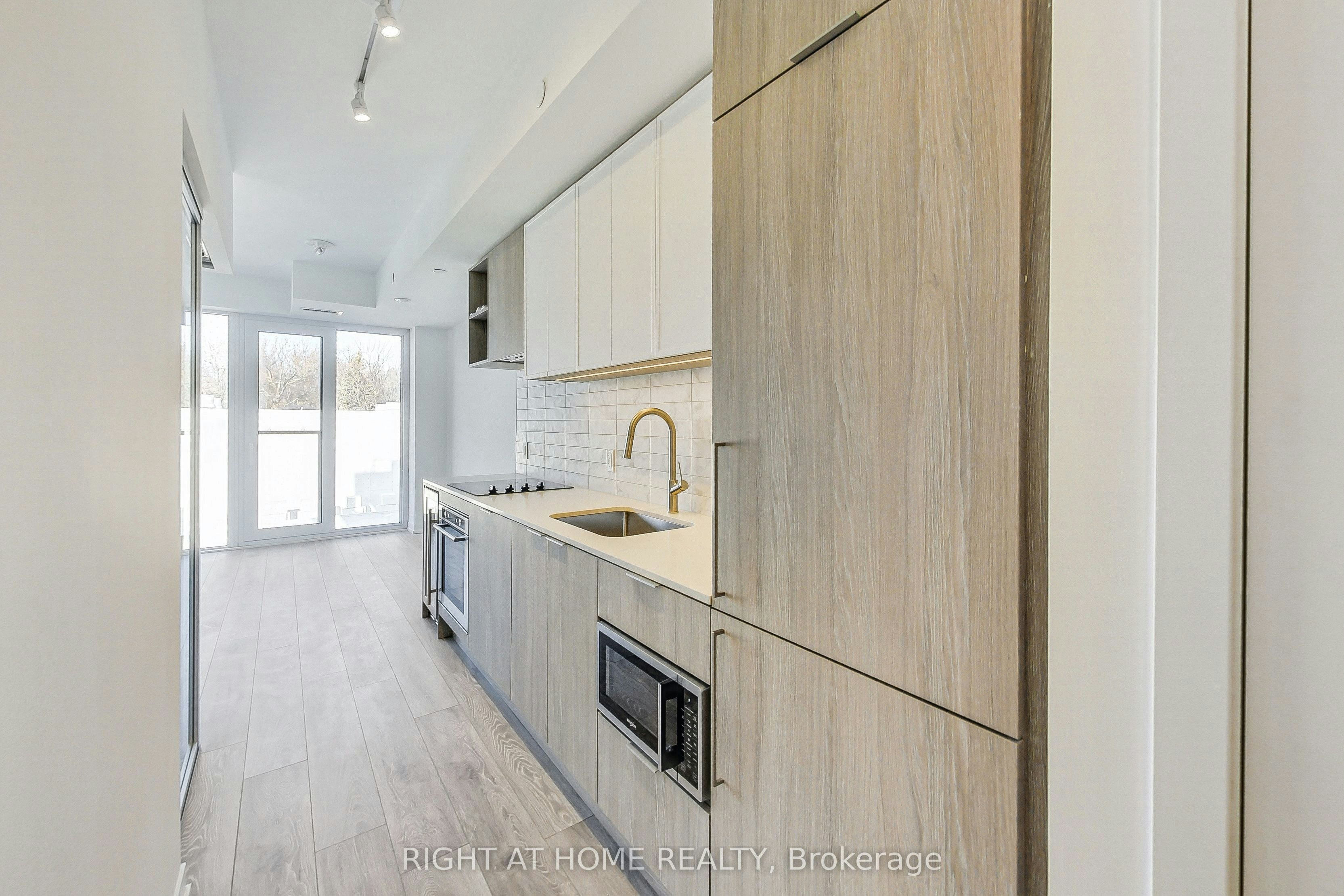 519-2020 Bathurst Street, Toronto, ON, M5P 0A6 - 9