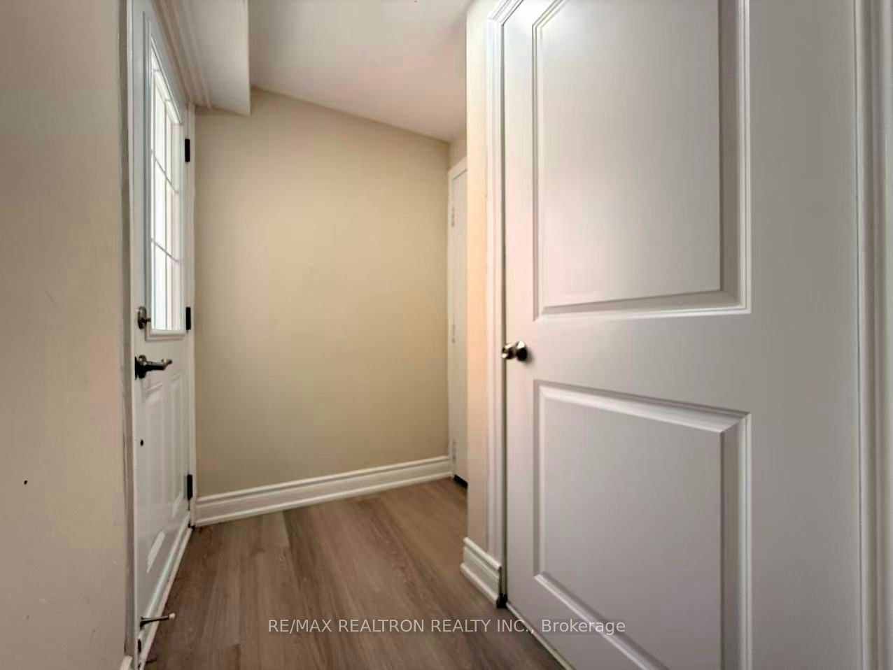 Lower-34 James Gray Drive, Toronto, ON, M2H 1N9 - 4