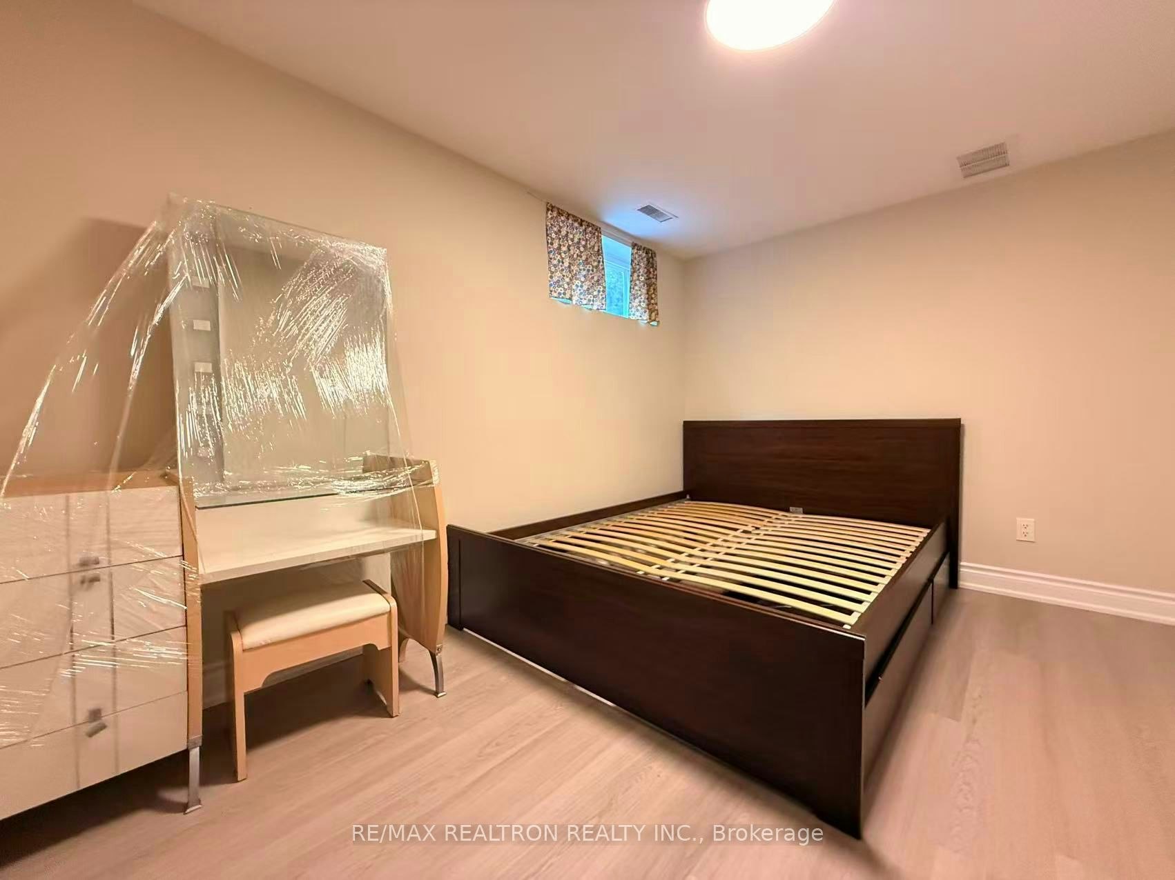 Lower-34 James Gray Drive, Toronto, ON, M2H 1N9 - 12