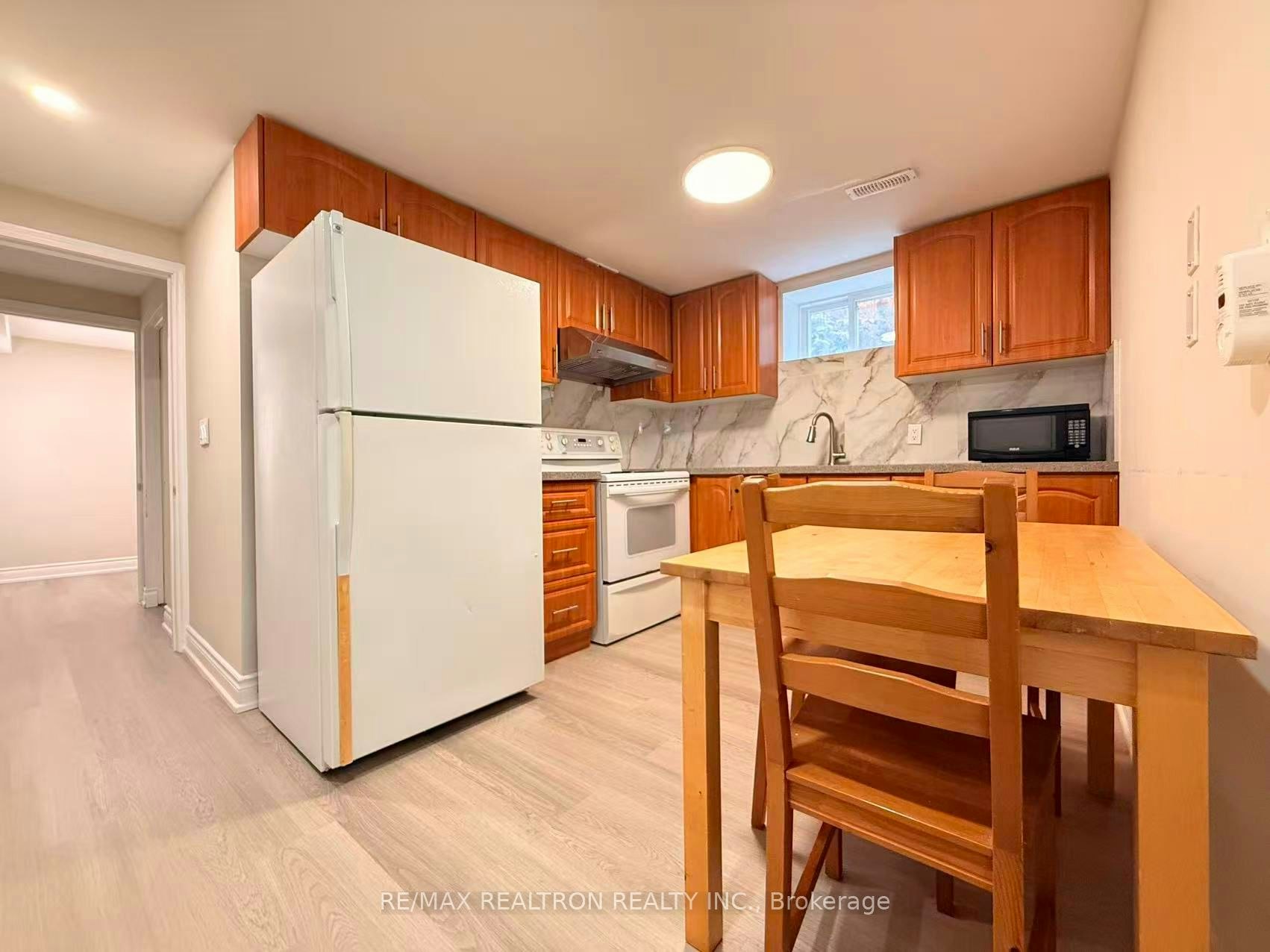 Lower-34 James Gray Drive, Toronto, ON, M2H 1N9 - 6