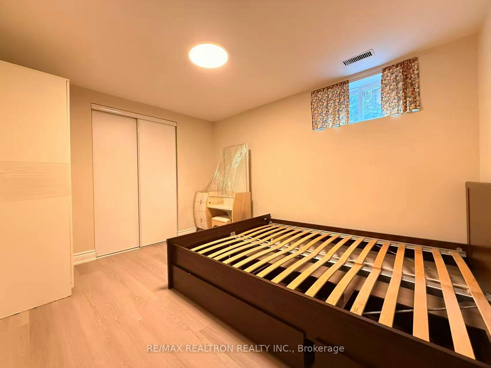Lower-34 James Gray Drive, Toronto, ON, M2H 1N9 - 11
