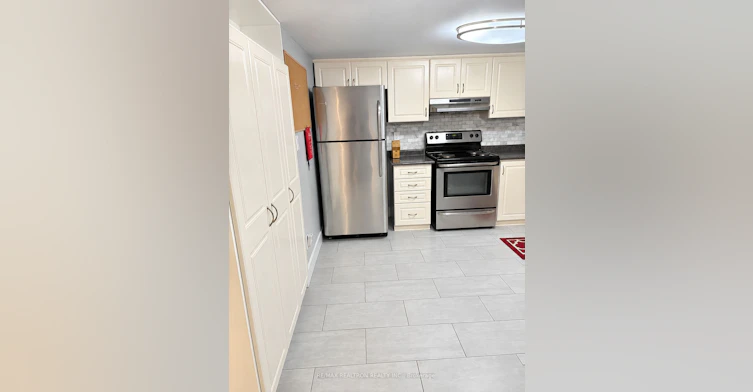 BSMT-197 Honiton Street, Toronto, ON, M3H 5N5 - 5