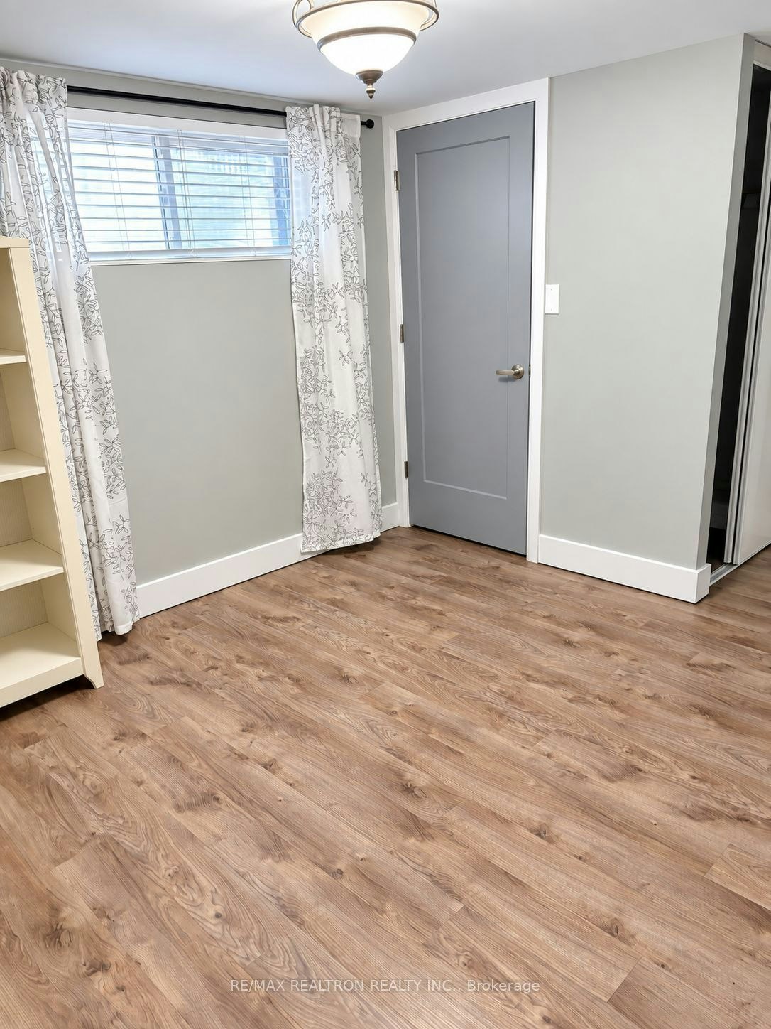 BSMT-197 Honiton Street, Toronto, ON, M3H 5N5 - 7