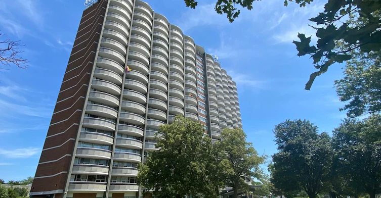 1206-135 Fenelon Drive, Toronto, ON, M3A 3K8