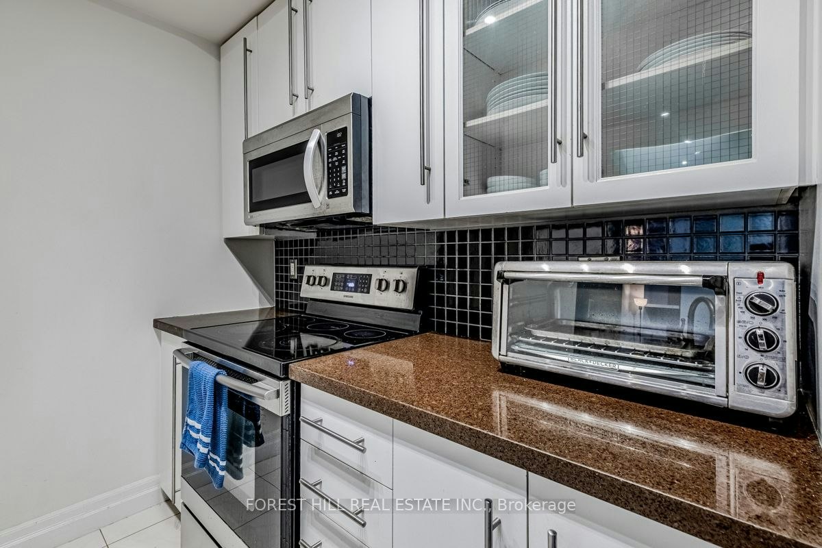 305-70 Alexander Street, Toronto, ON, M4Y 3B6 - 12