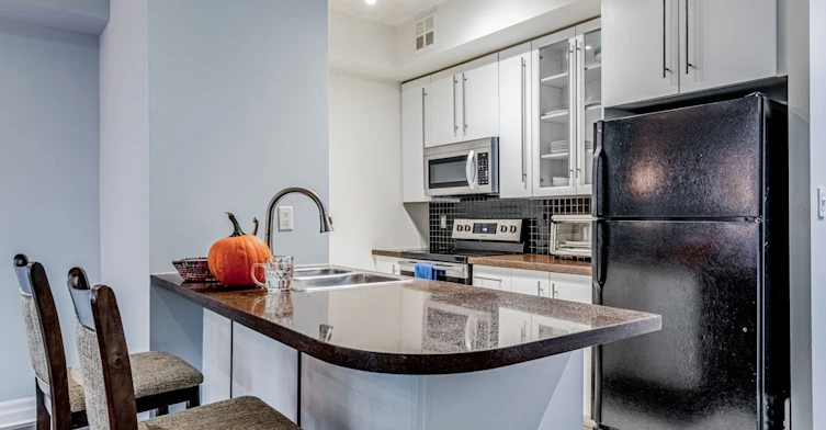 305-70 Alexander Street, Toronto, ON, M4Y 3B6 - 14