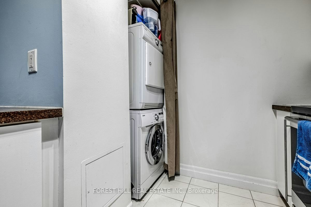 305-70 Alexander Street, Toronto, ON, M4Y 3B6 - 13