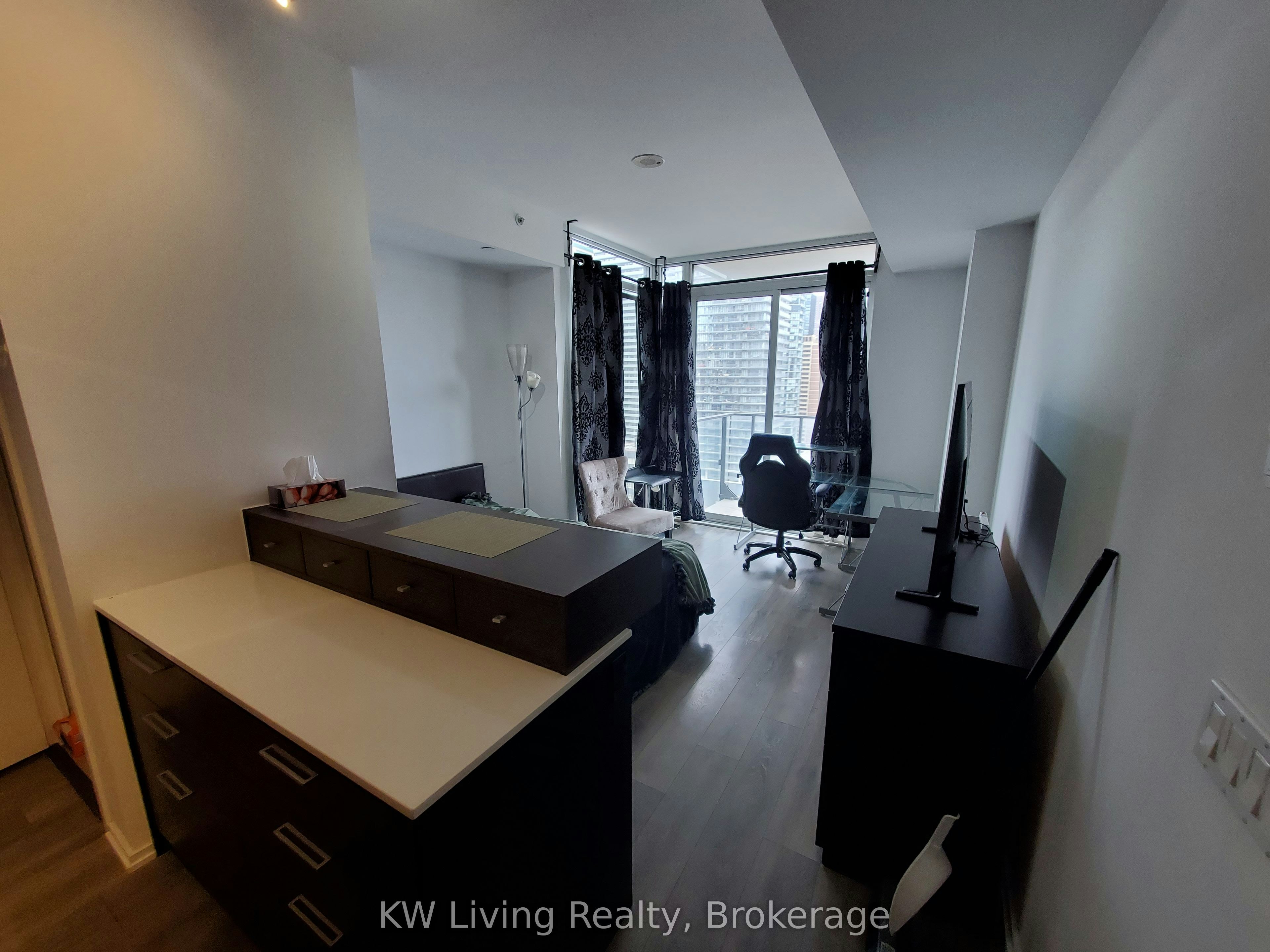 1701-75 St Nicholas Street, Toronto, ON, M4Y 0A5 - 11
