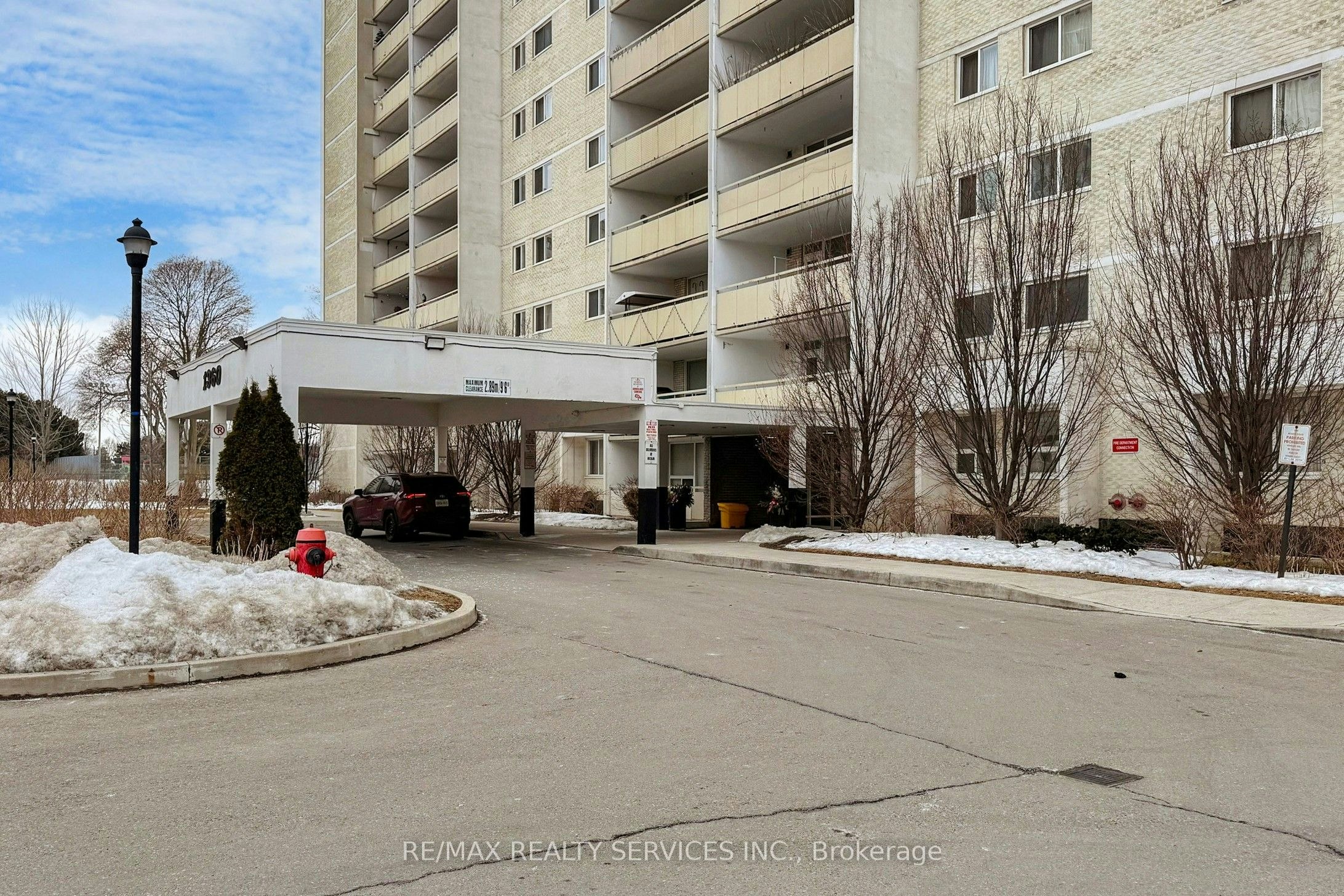 204-1360 York Mills Road, Toronto, ON, M3A 2A2 - 2