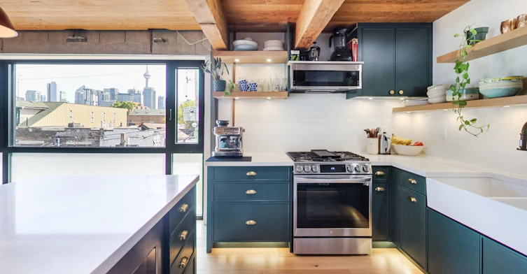 Upper-6 Littlehayes Lane, Toronto, ON, M5T 1L8 - 3