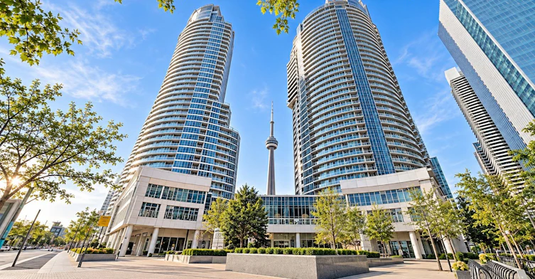 2613-8 York Street, Toronto, ON, M5J 2Y2