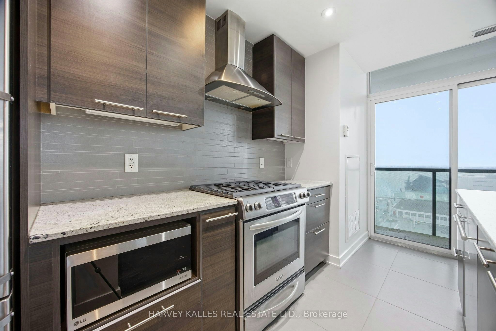 1612-1 Market Street, Toronto, ON, M5E 0A2 - 13