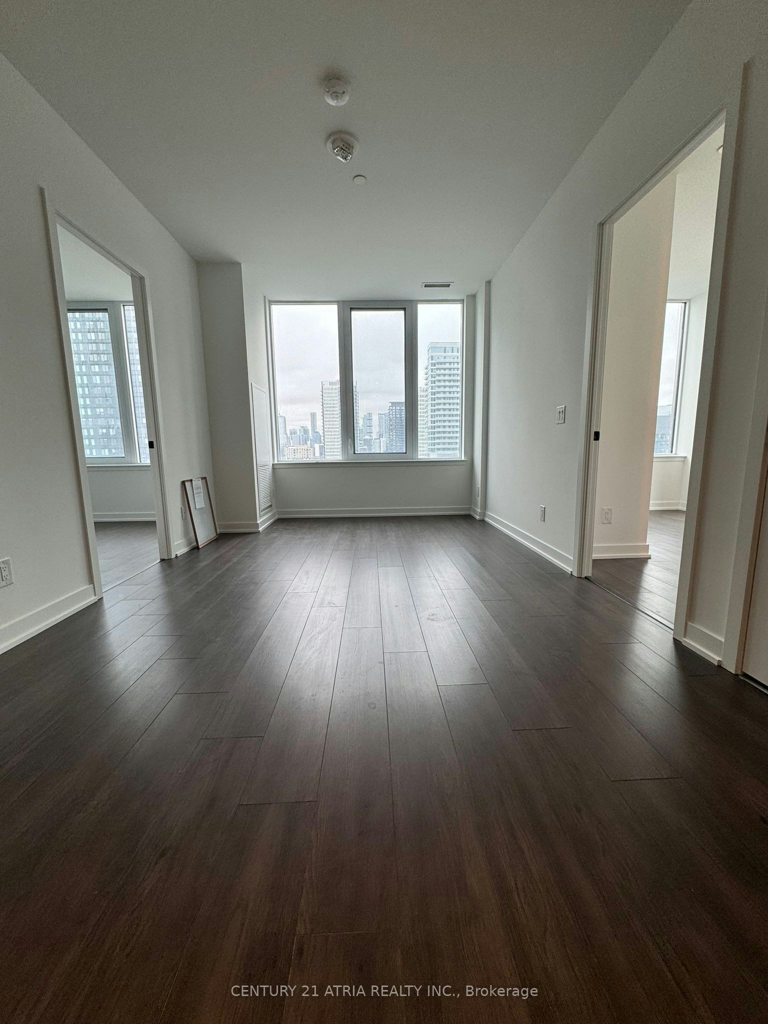 1119-5 Defries Street, Toronto, ON, M5A 0W7 - 4
