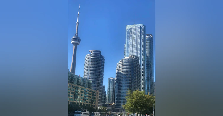 610-8 York Street, Toronto, ON, M5J 2Y2