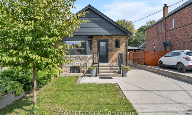 573 Northcliffe Boulevard