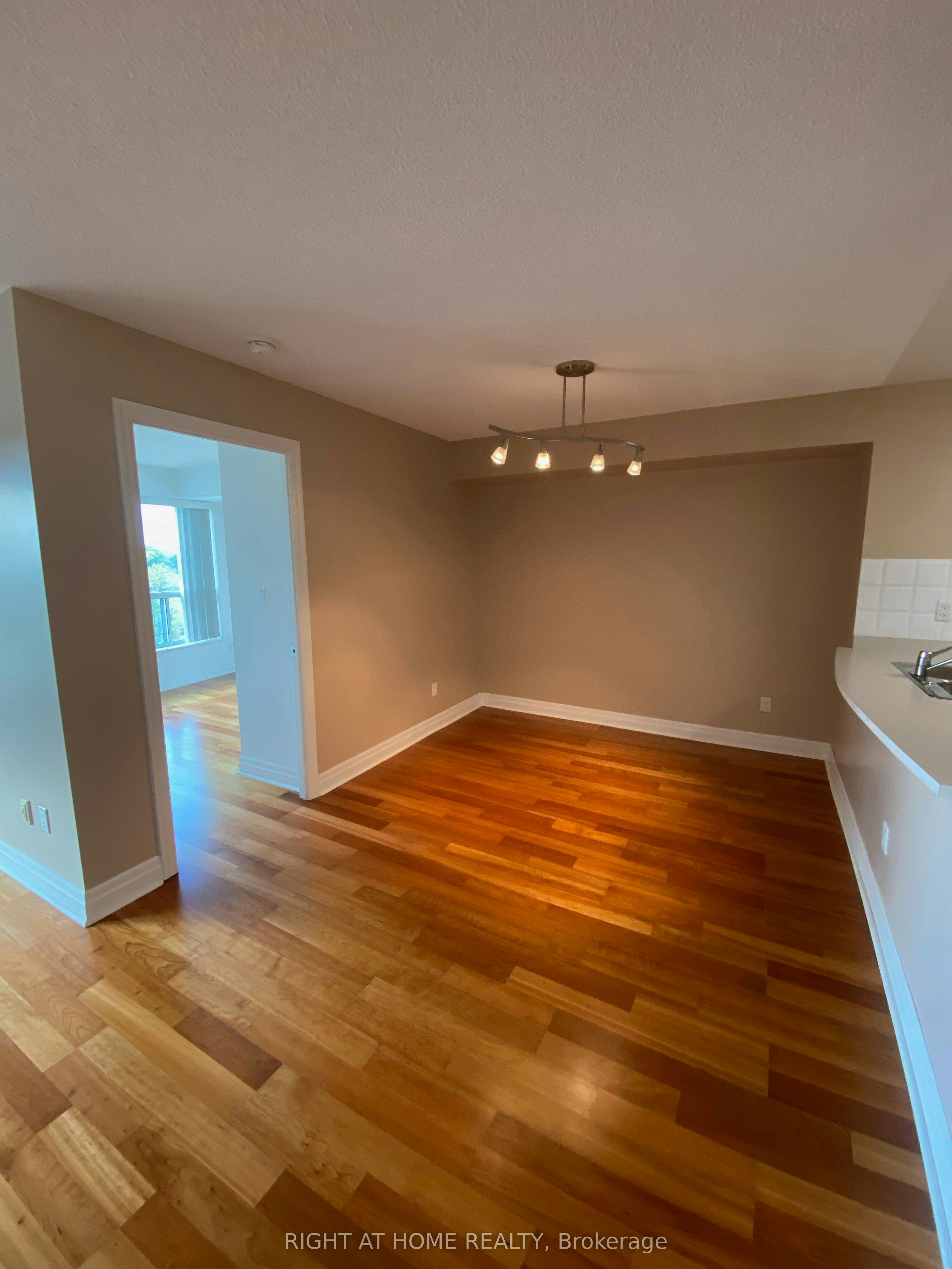 608-188 Doris Avenue, Toronto, ON, M2N 6Z5 - 3