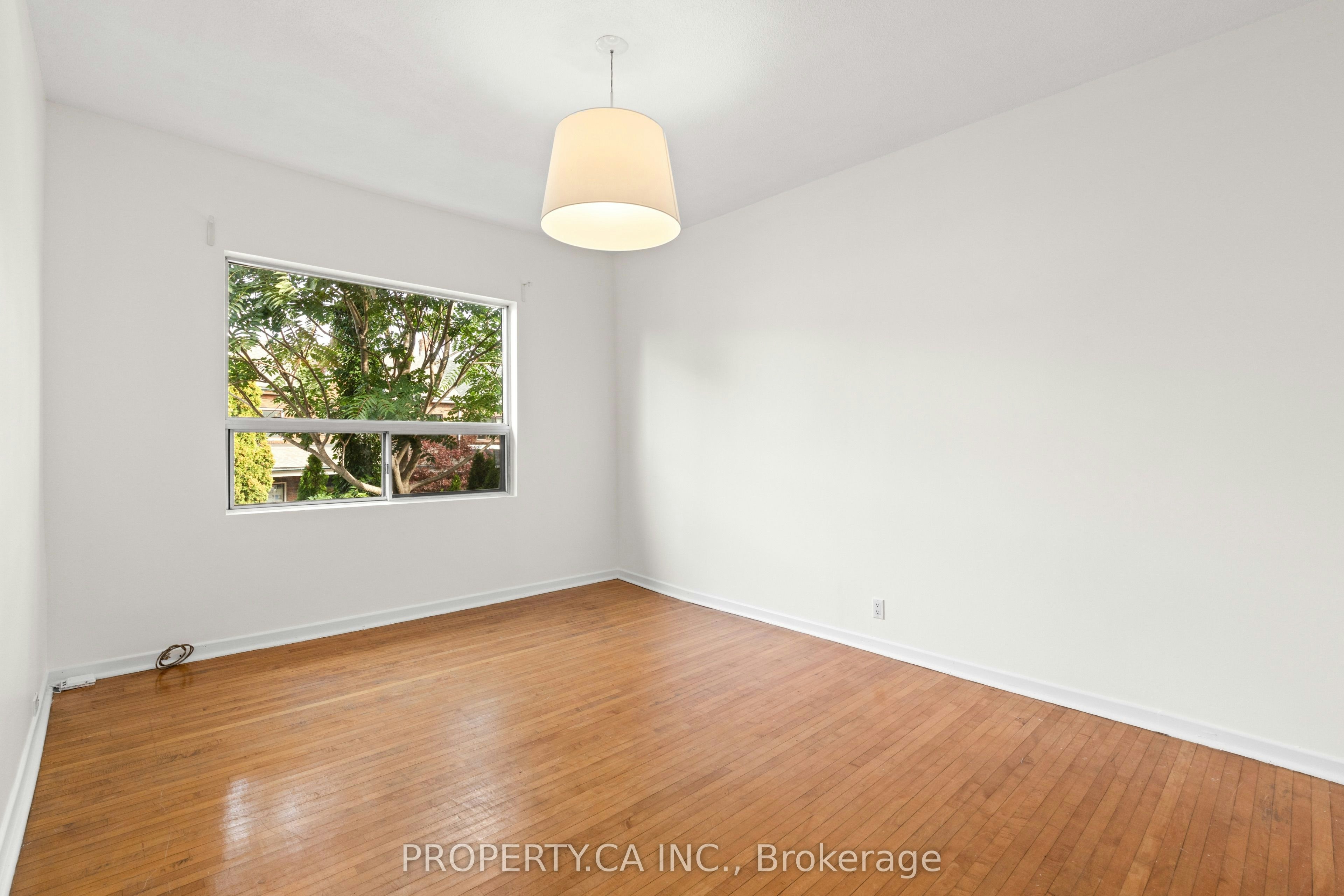 Upper-181 Argyle Street, Toronto, ON, M6J 1P5 - 10