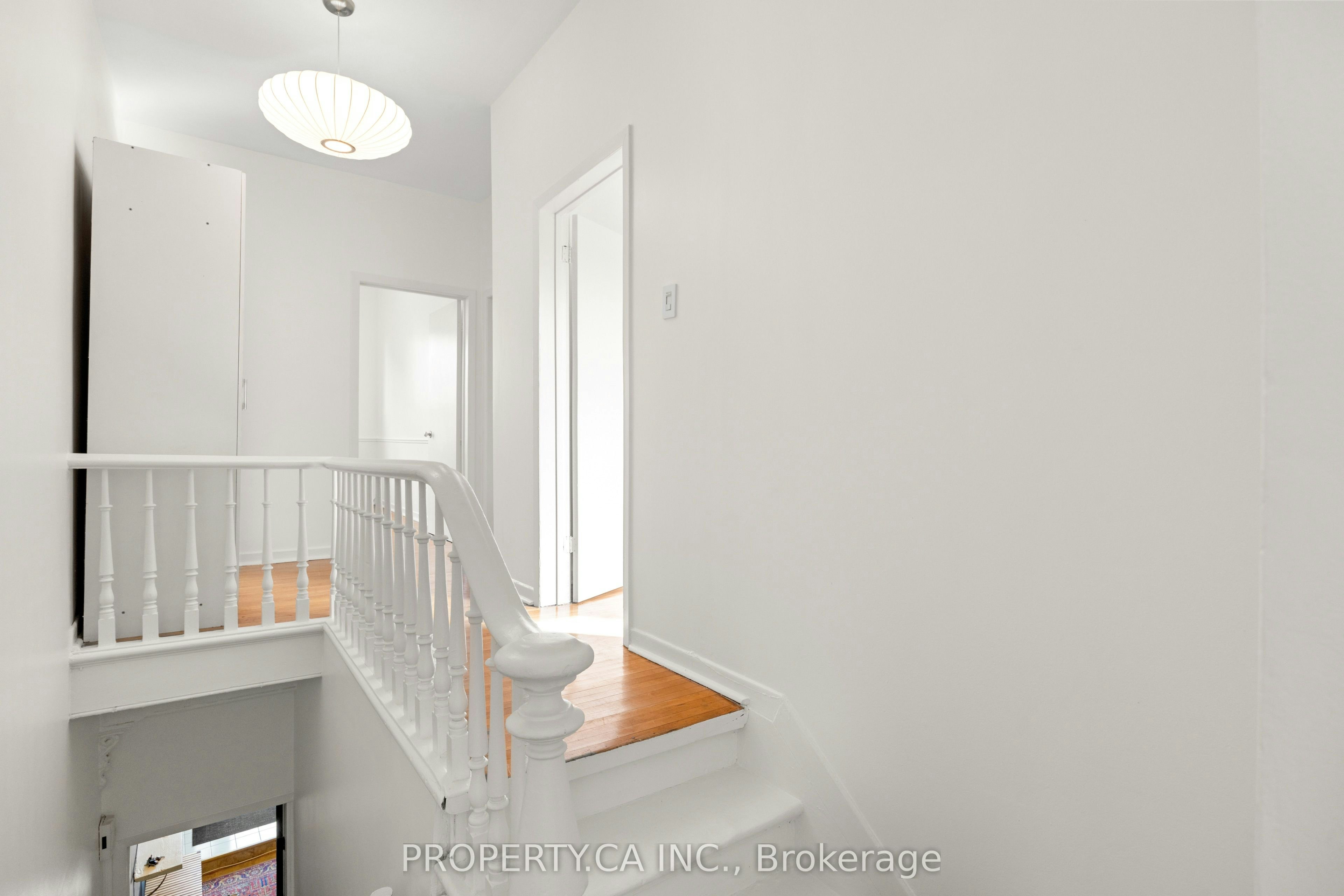 Upper-181 Argyle Street, Toronto, ON, M6J 1P5 - 9