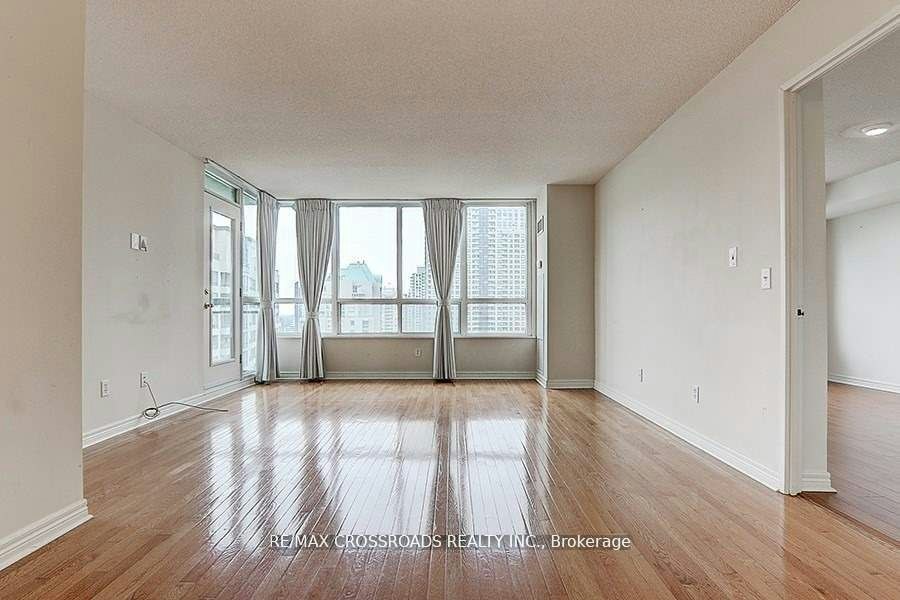 2106-18 Parkview Avenue, Toronto, ON, M2N 7N7 - 5
