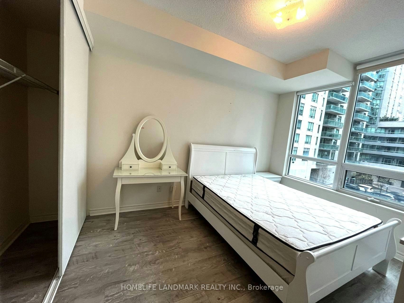 323-25 Lower Simcoe Street, Toronto, ON, M5J 3A1 - 14