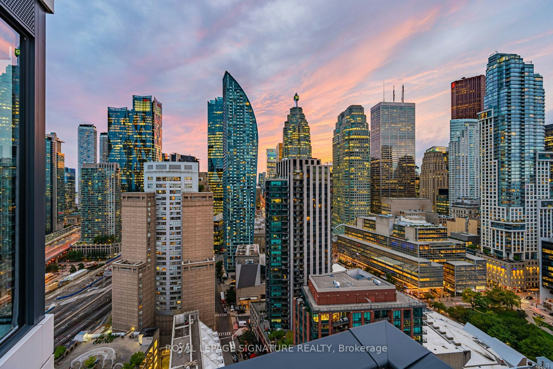 2904-2A Church Street, Toronto, ON, M5E 0E1 - 2