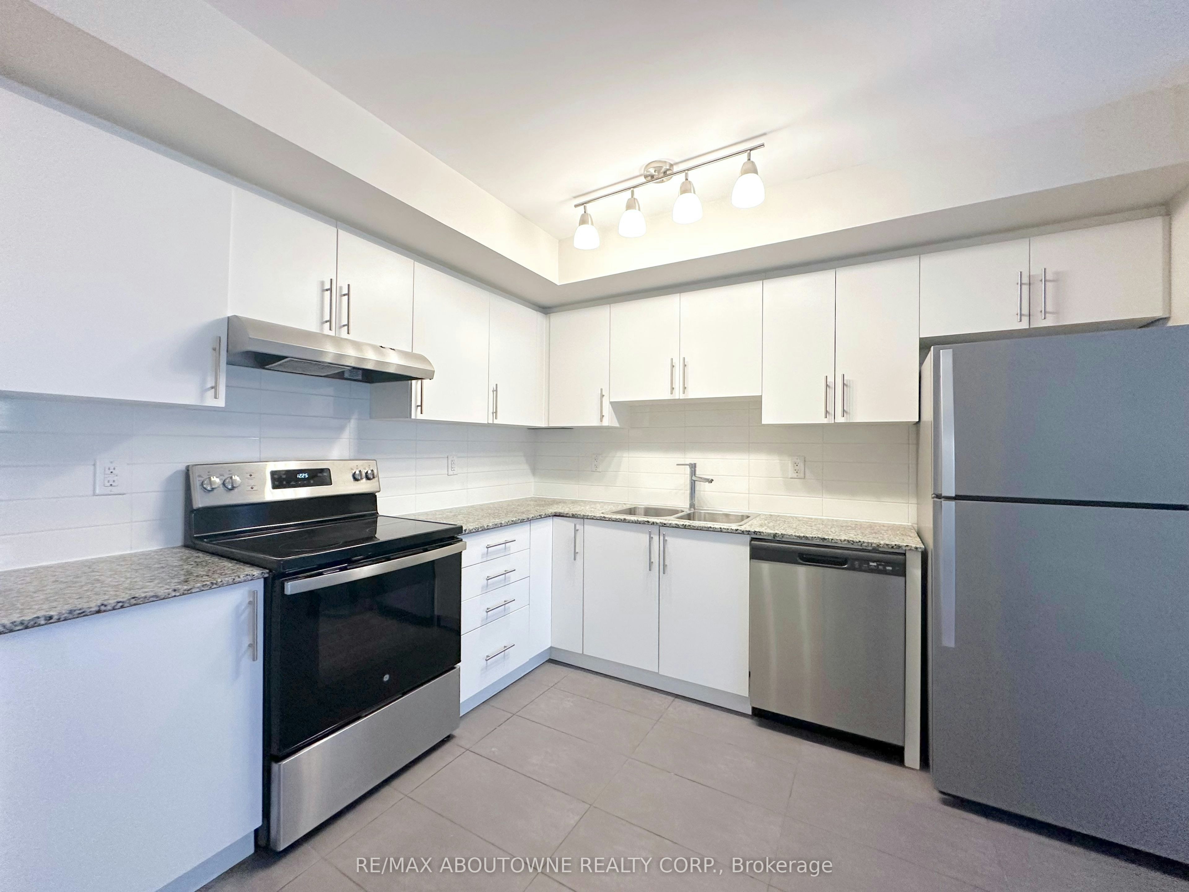 514-37A Valley Woods Road, Toronto, ON, M3A 2R5 - 6
