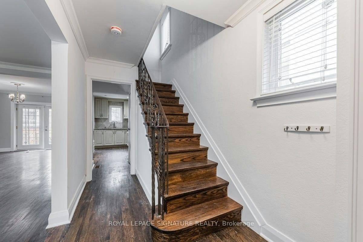 Main-150 Davisville Avenue, Toronto, ON, M4S 1E8 - 4