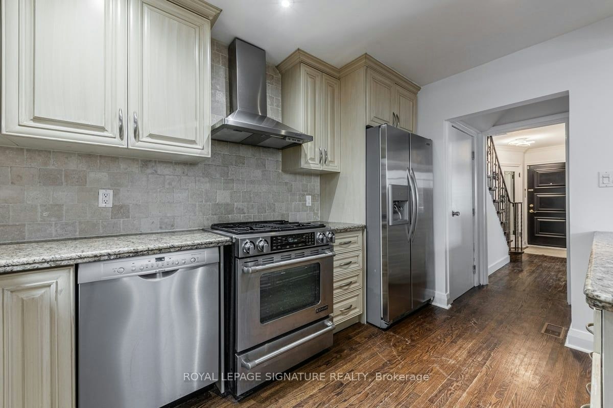 Main-150 Davisville Avenue, Toronto, ON, M4S 1E8 - 8
