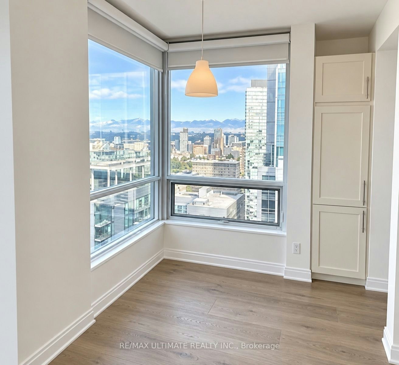 4212-761 Bay Street, Toronto, ON, M5G 2R2 - 10