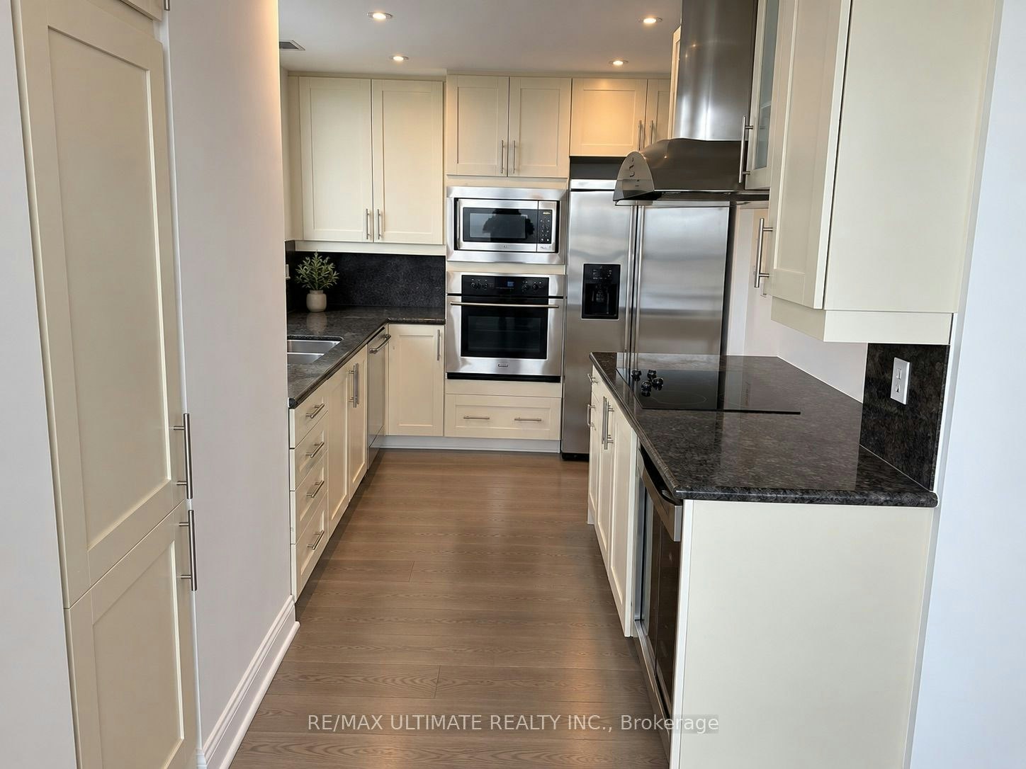 4212-761 Bay Street, Toronto, ON, M5G 2R2 - 18