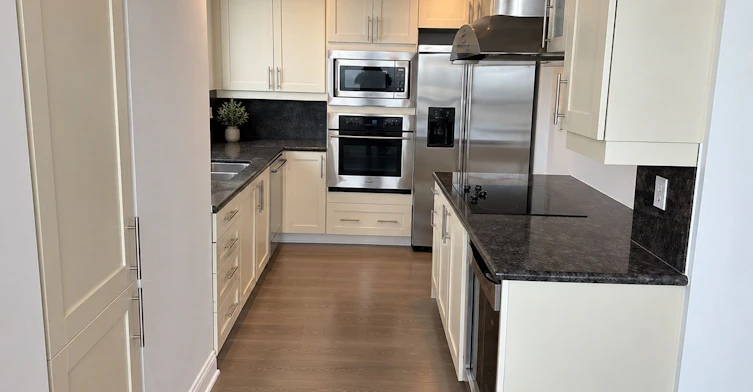 4212-761 Bay Street, Toronto, ON, M5G 2R2 - 18