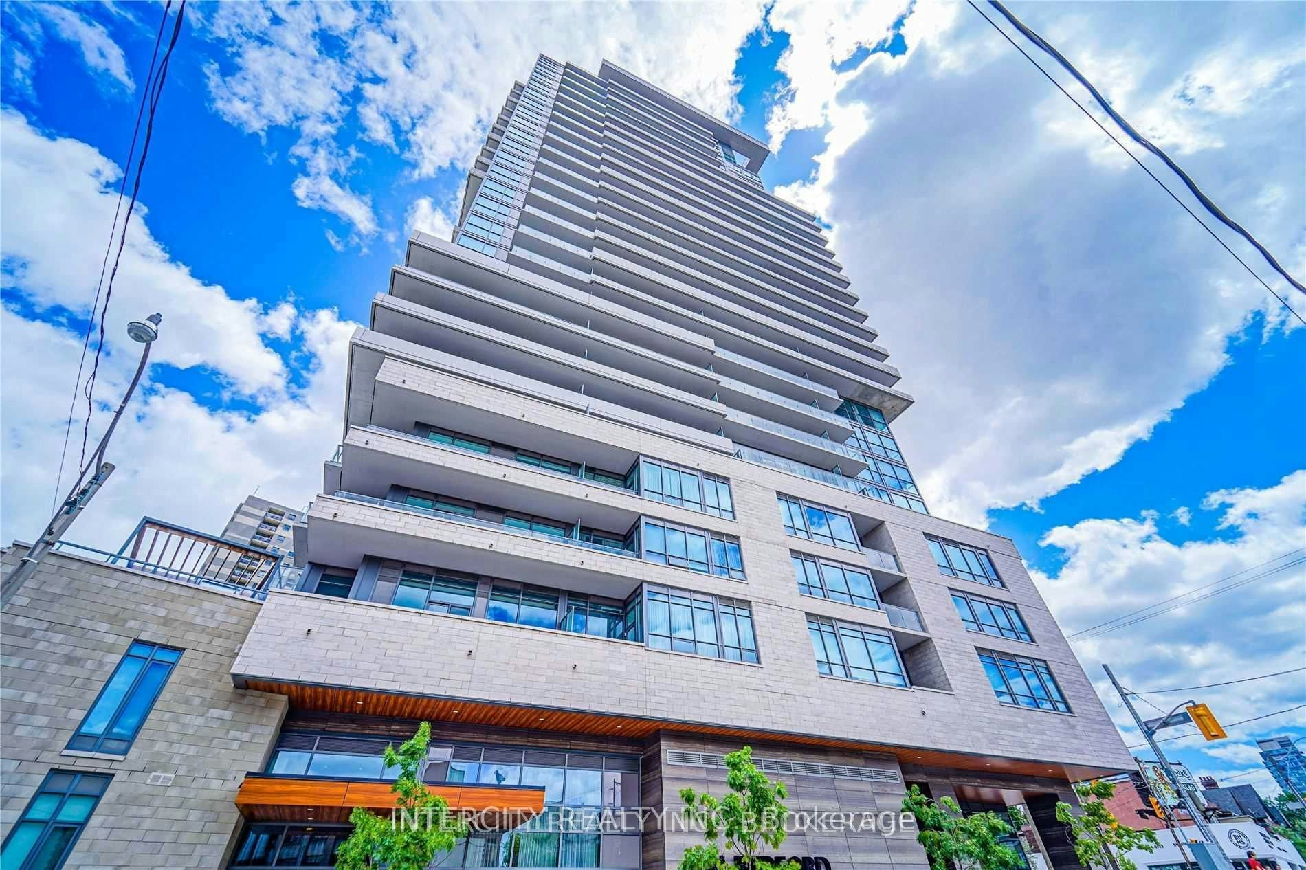 201-181 Bedford Road, Toronto, ON, M5R 0C2