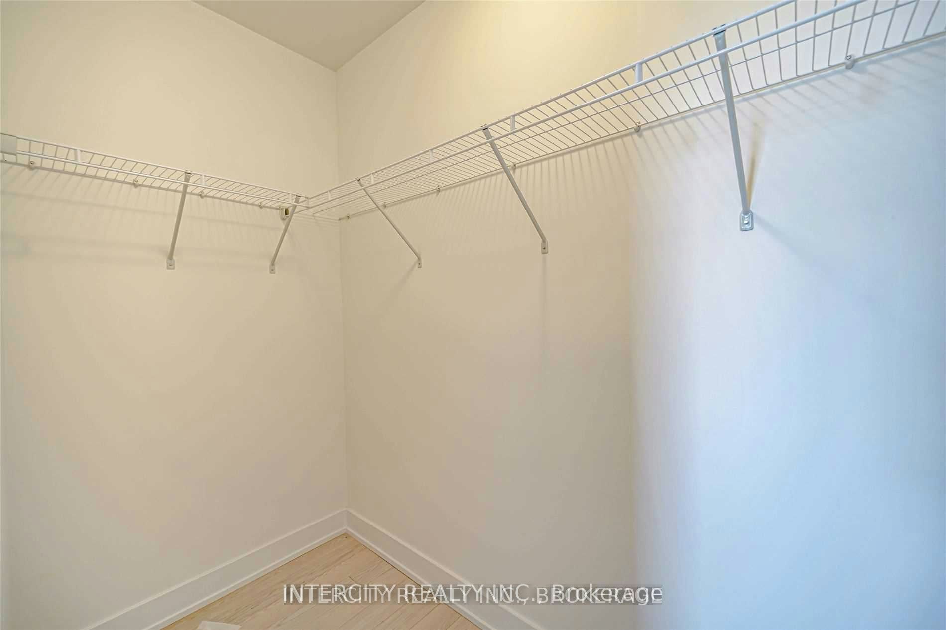 201-181 Bedford Road, Toronto, ON, M5R 0C2 - 18