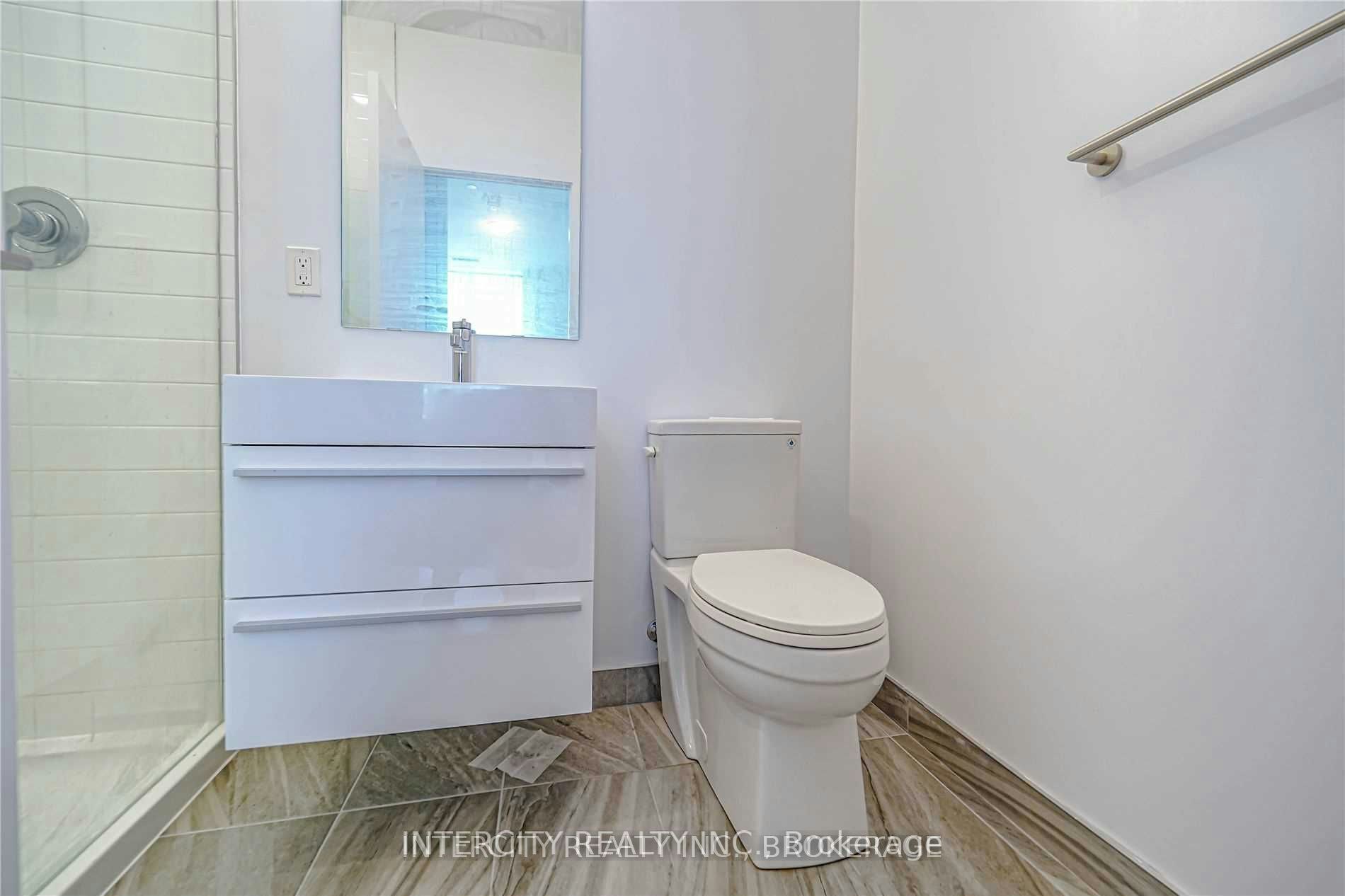201-181 Bedford Road, Toronto, ON, M5R 0C2 - 22