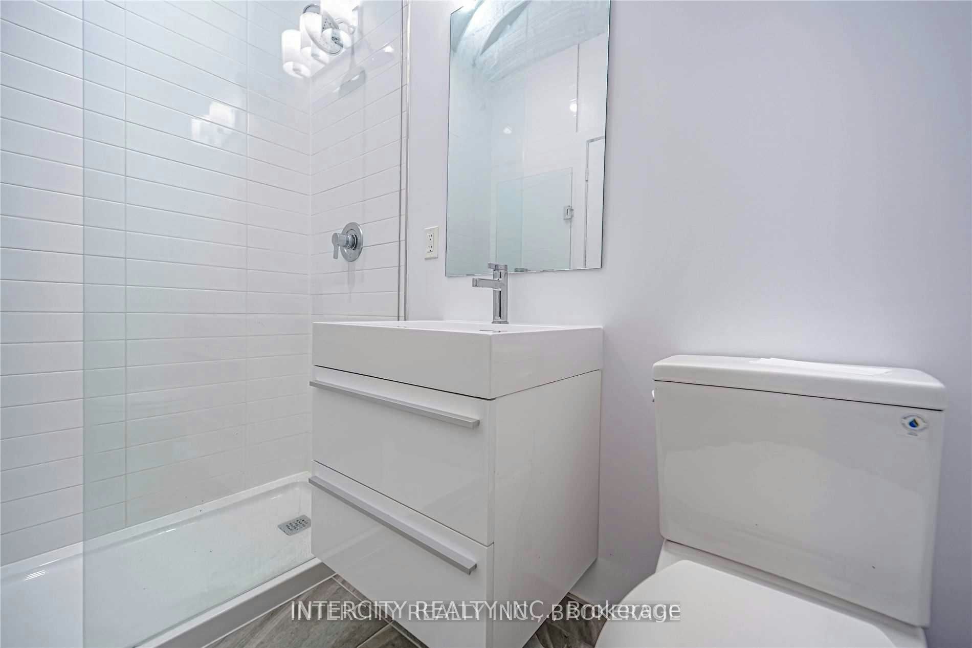 201-181 Bedford Road, Toronto, ON, M5R 0C2 - 24