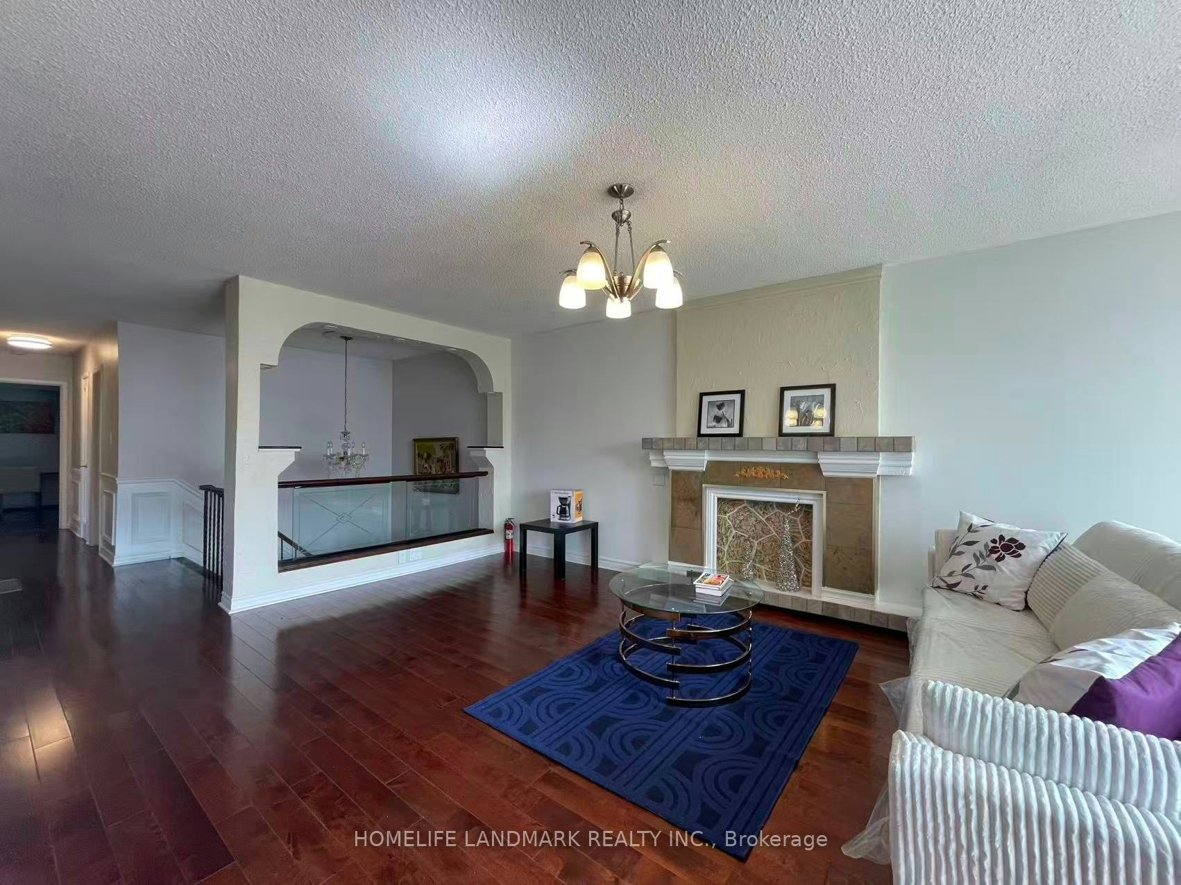 Upper-12 Clancy Drive, Toronto, ON, M2J 2V8 - 2