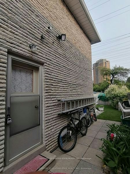 2-58 Bedle Avenue, Toronto, ON, M2H 1K8 - 2