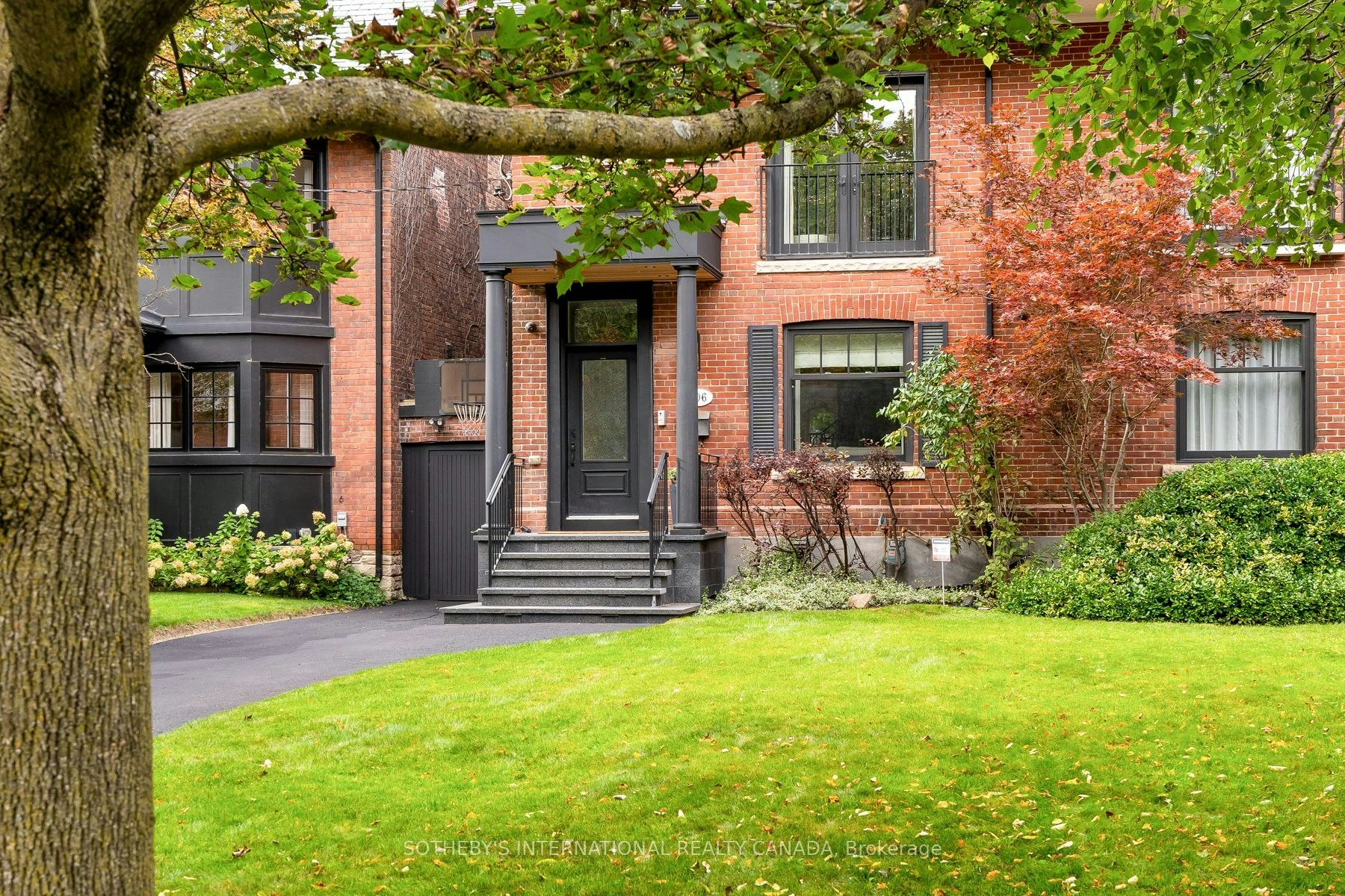 106 Highland Avenue, Toronto, ON, M4W 2A6