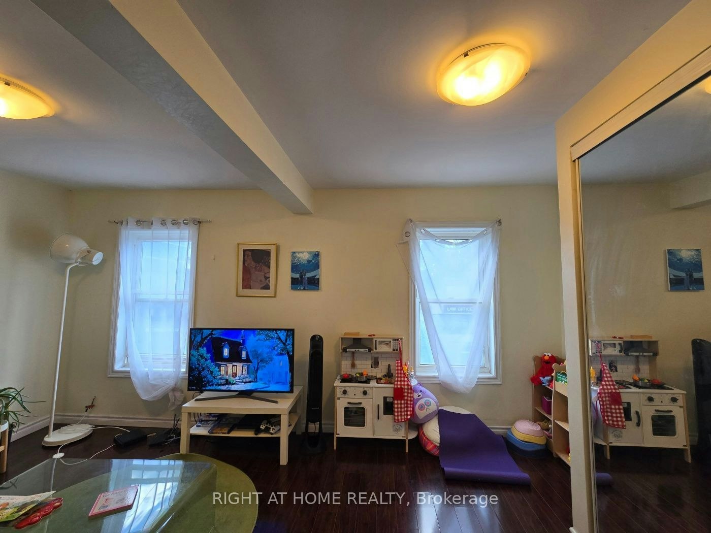 3rd Floor-608 Bloor Street W, Toronto, ON, M6G 1K4 - 6